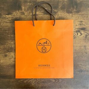 Hermès Orange Original Shopping Bag - Size Medium